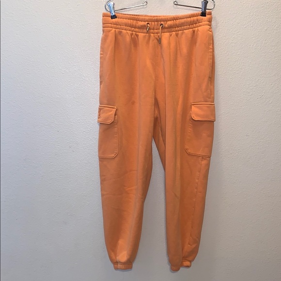 Under Armour Playback Orange Cargo Jogger SweatPants Loose Fit - Picture 1 of 8